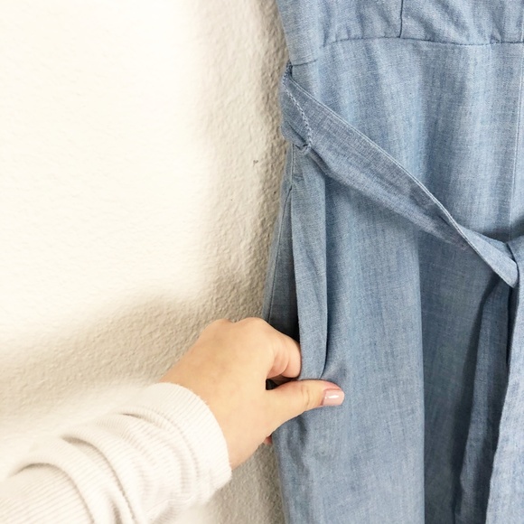 Banana Republic Chambray Cropped Jumpsuit Size 0 - Picture 6 of 13